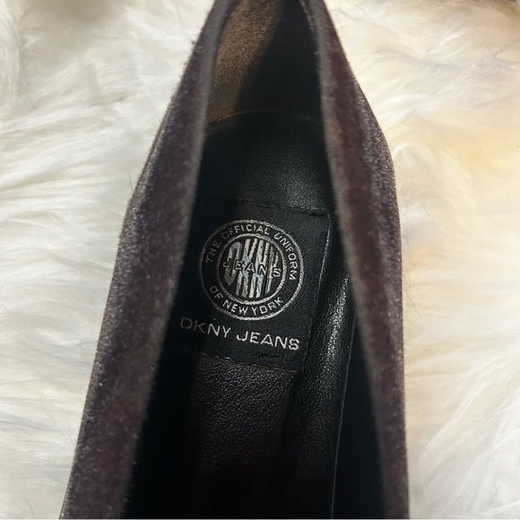 DKNY flats - Picture 3 of 4